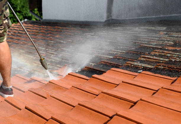Why Choose Our Certified Pressure Washing Experts for Your Project Needs in De Leon Springs, FL?